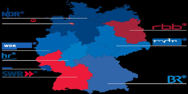 Eine Deutschlandkarte mit in rot und blau hervorgehobenen Bundesländern, die die Ergebnisse der Wahl von 2016 zeigt, einschließlich der Namen der Kandidaten und des Wahldatums.