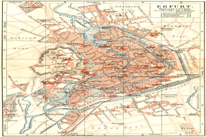 Ein detaillierter alter Stadtplan von Erfurt, Deutschland, der Straßen, Gebäude und Sehenswürdigkeiten zeigt, mit Text oben und unten auf dem Papier.