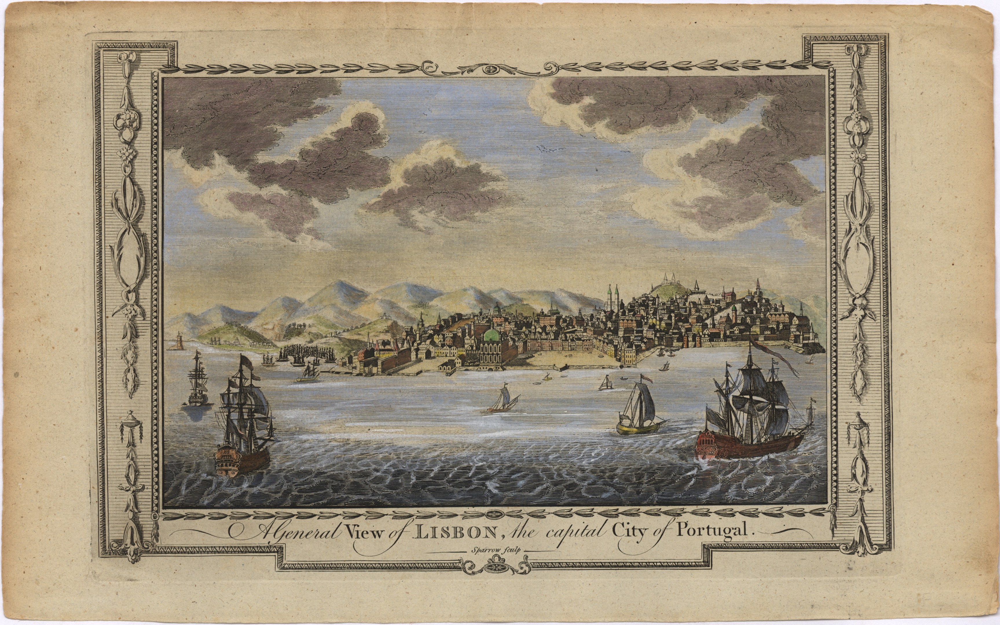 Luftaufnahme von Lissabon, Portugal, mit Booten auf dem Wasser, Gebäuden, Hügeln und einem bewölktem Himmel, mit Text unten.