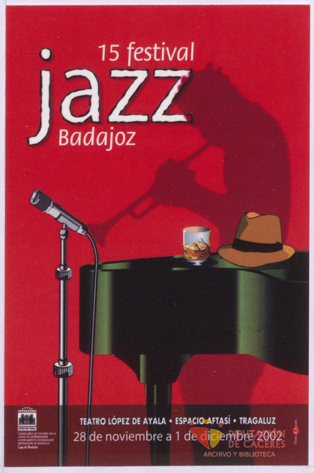 Ein Plakat für das 15. Festival Jazz Badajoz, das ein Mikrofon, einen Hut und ein Glas auf einem Tisch zeigt, mit Text, der Festivalinformationen enthält.