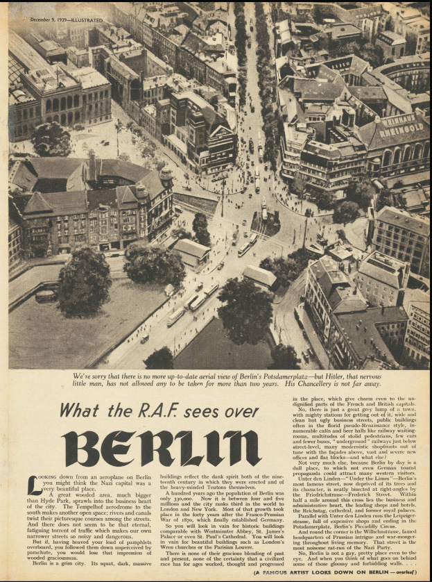 Schwarz-weißes Foto eines alten Zeitungsartikels mit einer Stadtansicht, die Gebäude, Bäume und Fahrzeuge zeigt, zusammen mit Text.