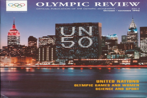 Buch mit dem Titel "Olympische Spiele: Die offizielle Veröffentlichung der Olympischen Bewegung" mit einem Stadtbild auf dem Cover, das auf einer flachen Oberfläche liegt.